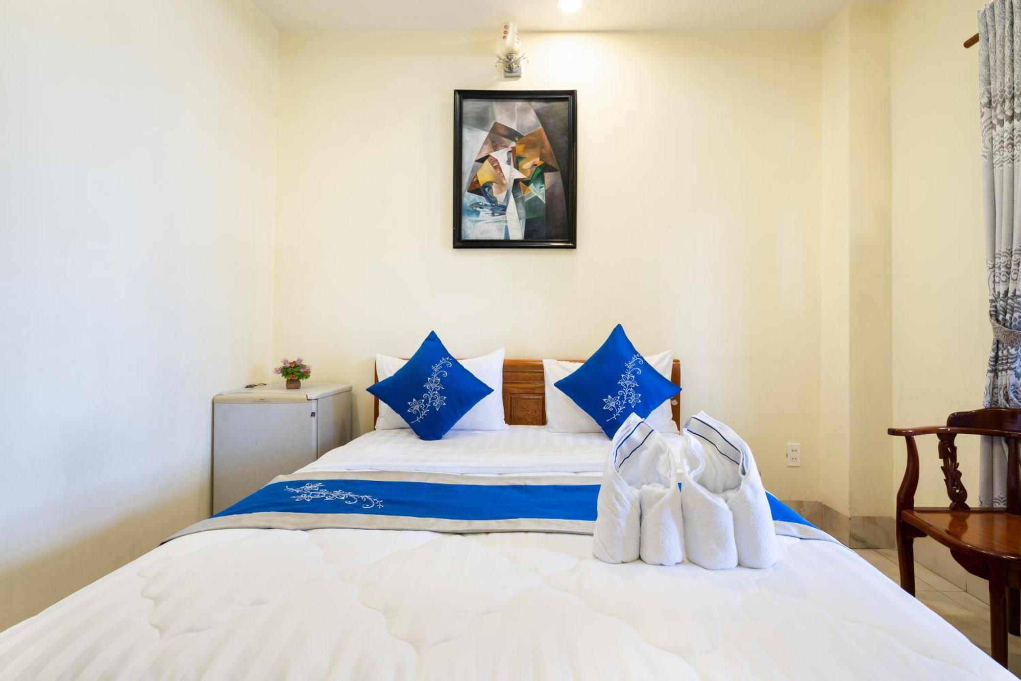 Mai Phuong - Ruby Saigon Hotel Ho Chi Minh City Exterior photo