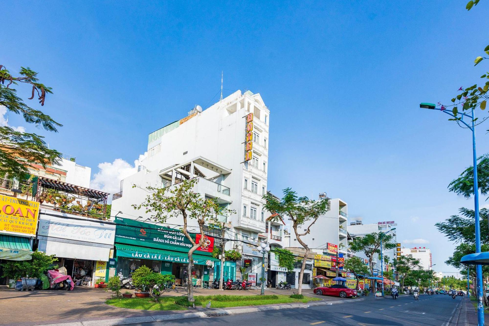 Mai Phuong - Ruby Saigon Hotel Ho Chi Minh City Exterior photo