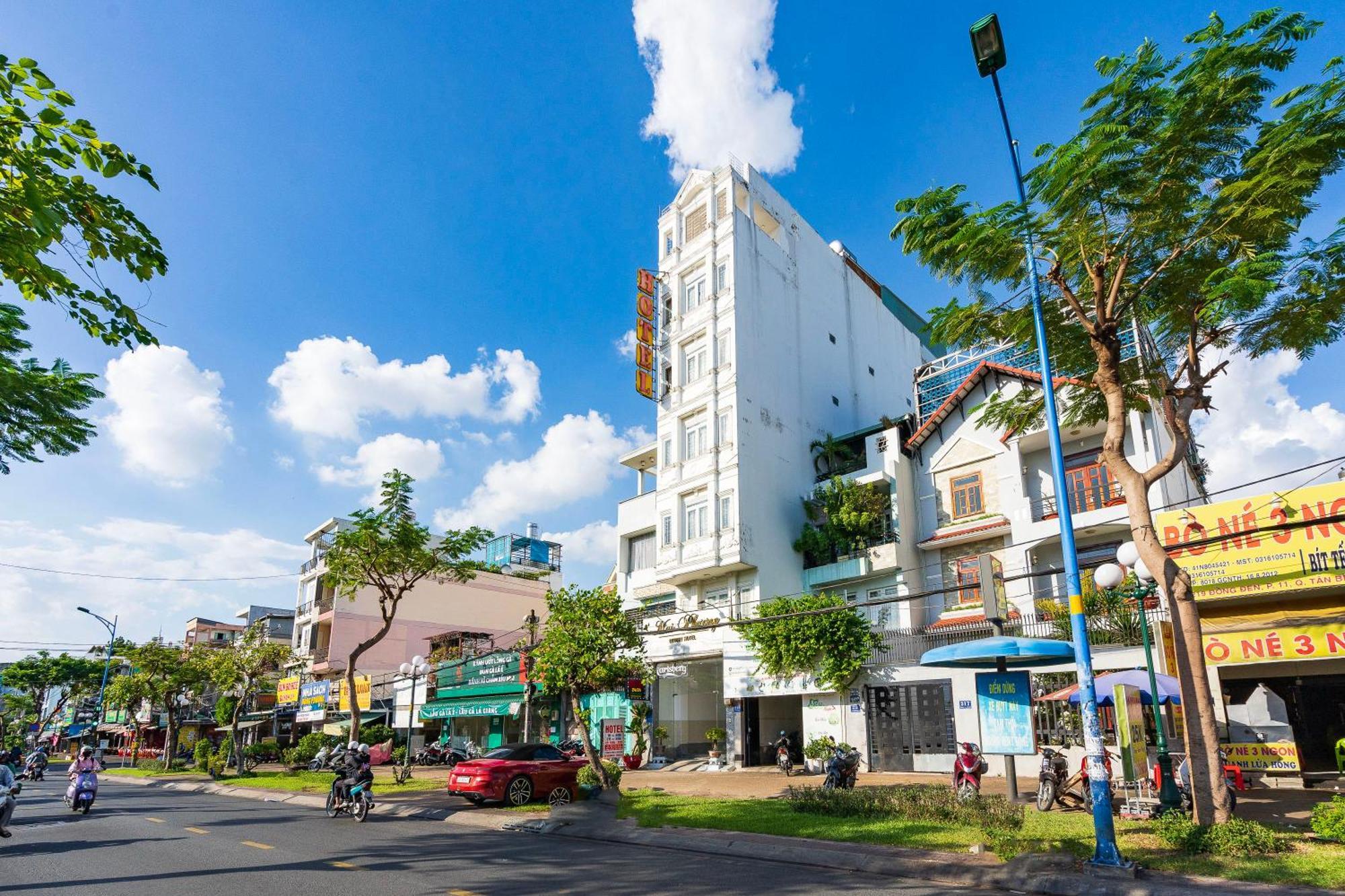 Mai Phuong - Ruby Saigon Hotel Ho Chi Minh City Exterior photo