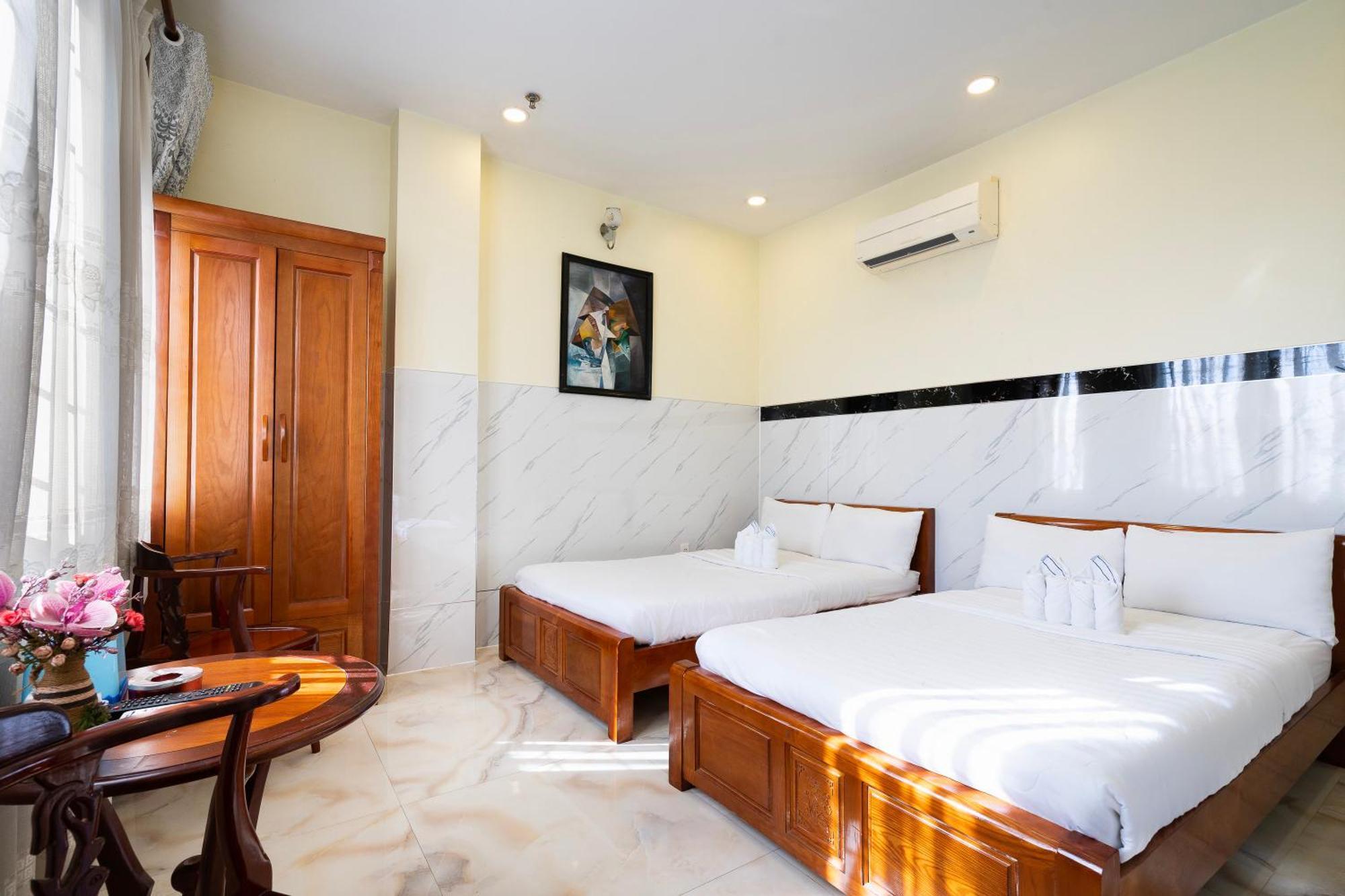 Mai Phuong - Ruby Saigon Hotel Ho Chi Minh City Exterior photo